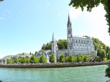 lourdes.jpg_1208964161