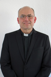 Pfarrvikar Berthold Schmelzer